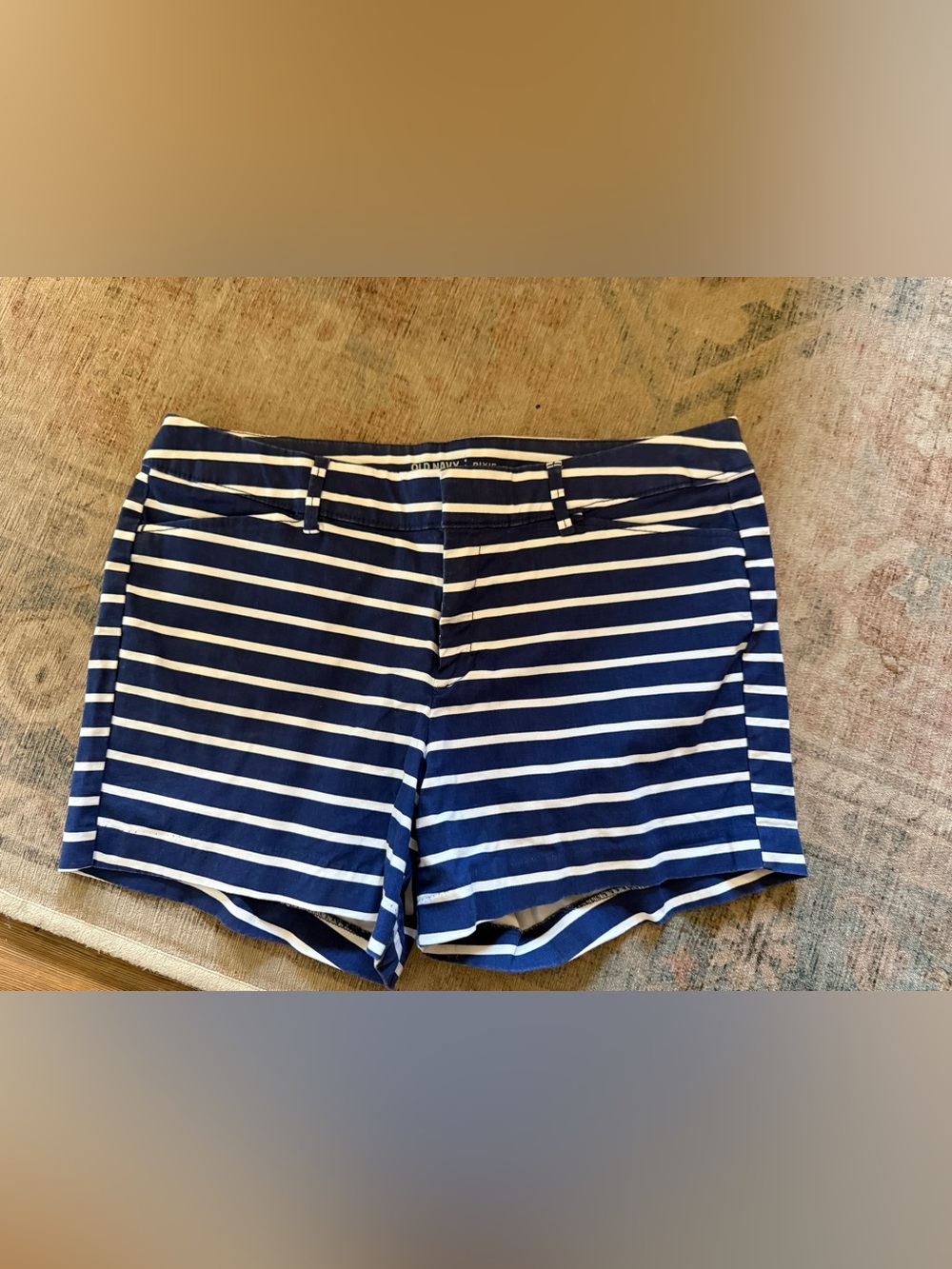 Old Navy Shorts Womens 8 Blue Pixie Chino Mid-Rise Striped Preppy Zip Flat Front